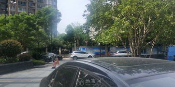 商铺通 联发君悦朝阳小区门口旁有一旺铺对外出租 南昌店面出租