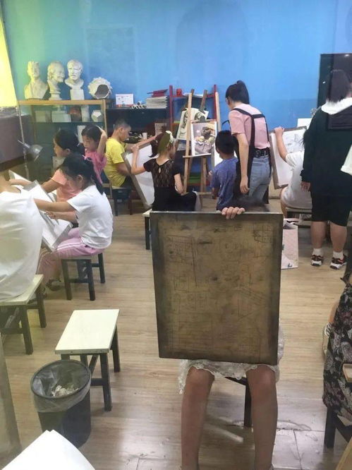 家庭 养机场 , 我是小 场长 一起看看济南市天成路小学的 养机场 吧