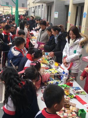 济南天成路小学开展“雏鹰微公益” 帮扶乡村贫困学子