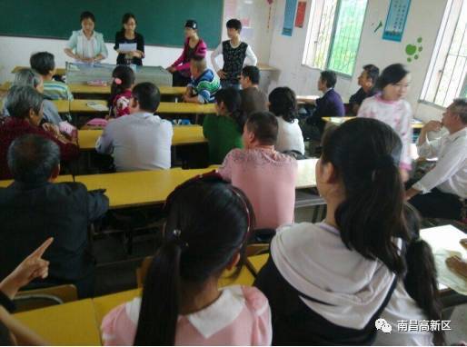 昌东镇楼厂小学与天成路小学：梅花香溢校园，书香浸润心灵